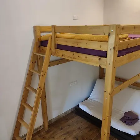 L'aile Ouest En Permaculture Apartment